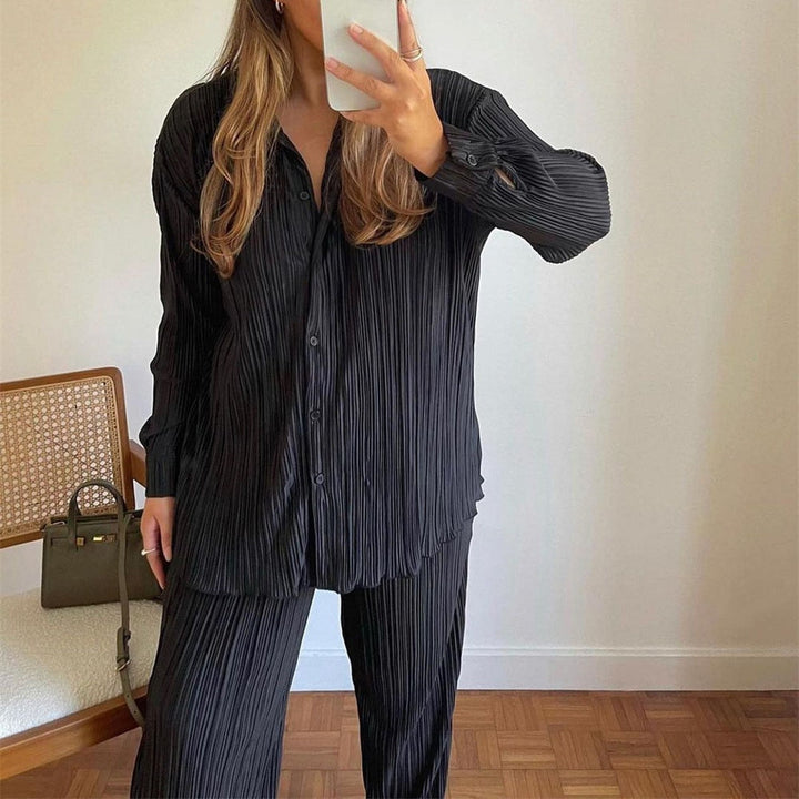 Women's Lightweight Plisse Blouse and Wide Leg Pants Set
